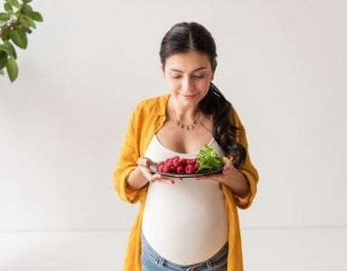 Pregnant during a heatwave Heres ONE thing this expert says you need to be doing FEATURED